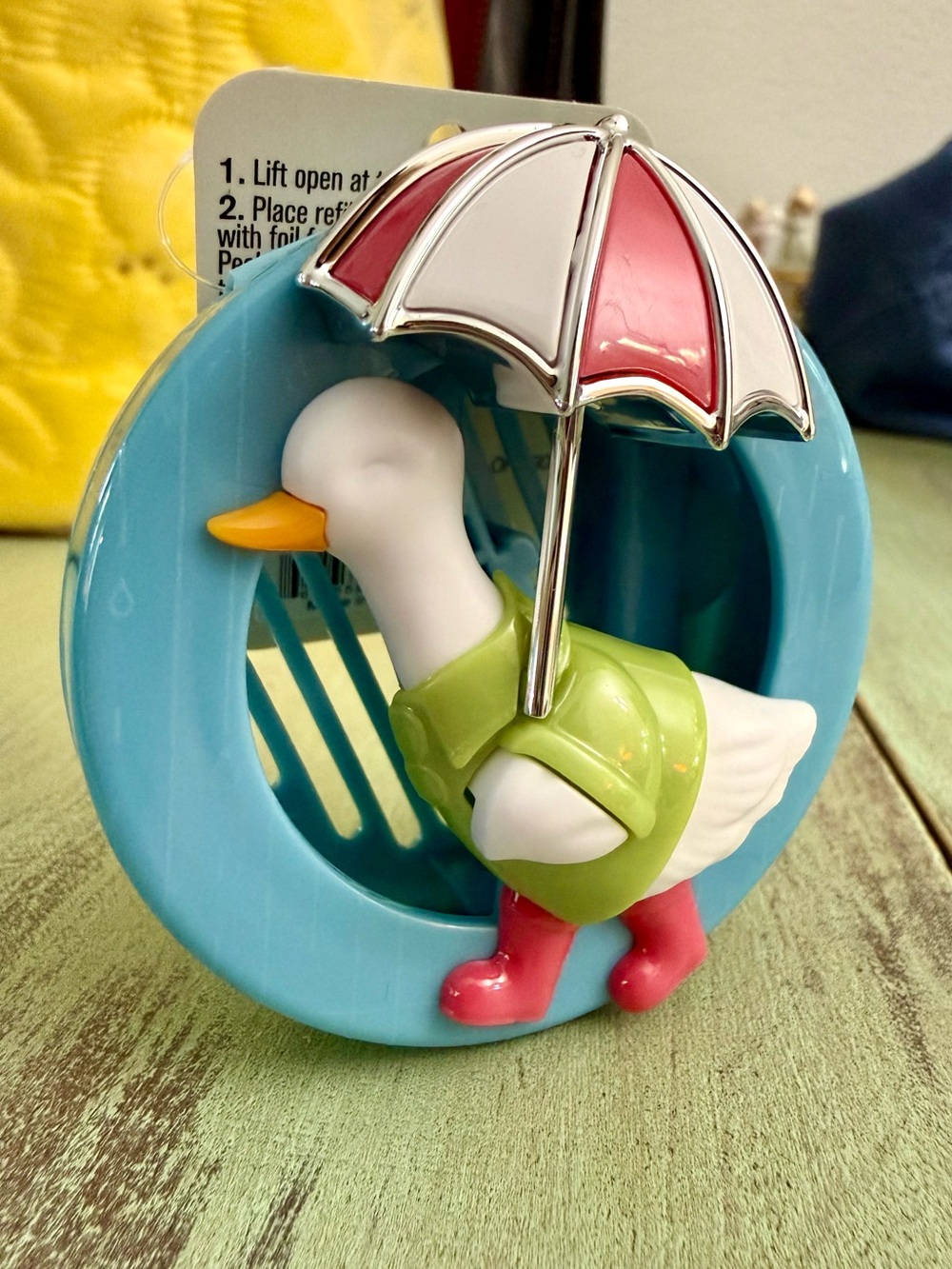 NEW Bath & Body Works SILLY GOOSE Car Fragrance Holder Blue with Pink Umbrella